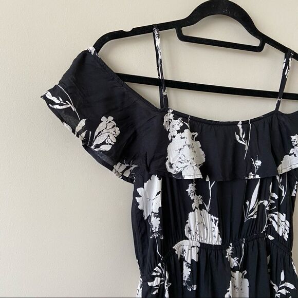 Lucky Brand-Floral Flutter Sleeve Midi Dress - Picture 6 of 9